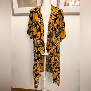 LULAROE- Simply Comfortable Long Floral Kimono Elbow 1/2 Sleeve Women’s Small